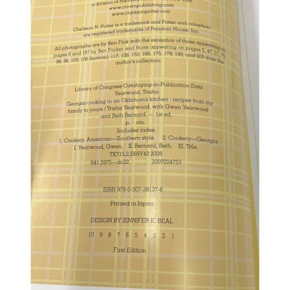 Trisha Yearwood Signed Book Georgia Cooking In An Oklahoma Kitchen 1st HBDJ - Picture 5 of 6